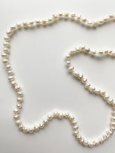 Load image into Gallery viewer, The Tiny Pearl Necklace