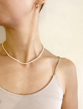 Load image into Gallery viewer, The Pearl Necklace