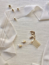 Load image into Gallery viewer, Tulips Mini Hair Comb