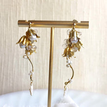 Load image into Gallery viewer, Rindou Bell Flowers Cascade Earrings
