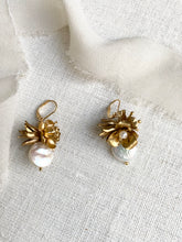 Load image into Gallery viewer, Coin Pearl with Tiny Bouquet Earrings