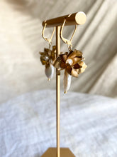 Load image into Gallery viewer, Coin Pearl with Tiny Bouquet Earrings