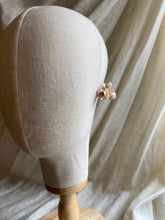 Load image into Gallery viewer, Frosted Arrowhead Clip-ons