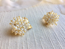 Load image into Gallery viewer, Ajisai Clip-on Earrings