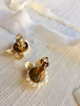 Load image into Gallery viewer, Ajisai Clip-on Earrings