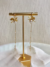 Load image into Gallery viewer, Nadeshiko Chain Drop Two-ways Earrings
